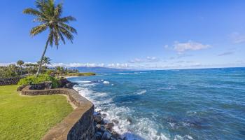 519  Hana Hwy Kuau, Spreckelsville/Paia/Kuau home - photo 3 of 40