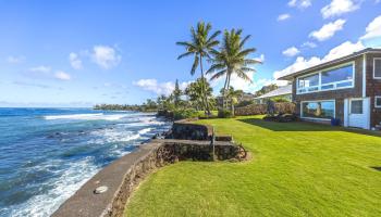 519  Hana Hwy Ku'au, Spreckelsville/Paia/Kuau home - photo 2 of 50