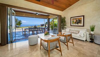 52  Iliahi Way Launiupoko, Lahaina home - photo 2 of 38