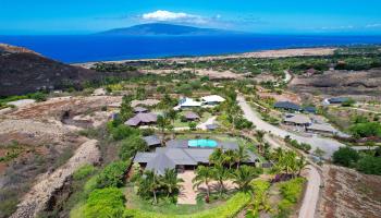 54  Iliahi Way Launiupoko, Lahaina home - photo 2 of 30