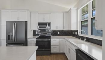 54  Kupaloke St Kehalani, Wailuku home - photo 6 of 33