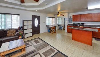 543  Lono Ave , Kahului home - photo 3 of 21