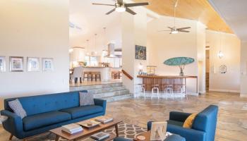 544  Iiwi Way Wailuku Heights, Wailuku home - photo 2 of 29