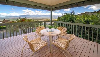 546  Melemele St Wailuku Heights, Wailuku home - photo 3 of 33