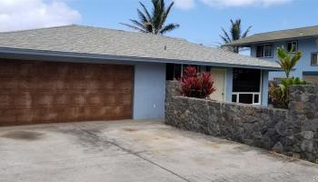 550 Kailana St , Wailuku home - photo 2 of 17 550 Kailana St , Wailuku home - photo 2 of 17