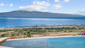 554  Punakea Loop Launiupoko, Lahaina home - photo 3 of 49
