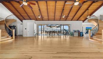 554  Punakea Loop Launiupoko, Lahaina home - photo 2 of 24