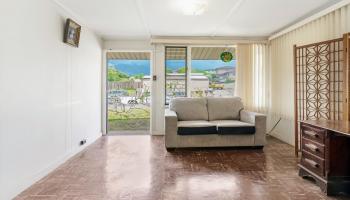 557  Maalo St , Kahului home - photo 3 of 39