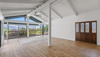 561  Kaleo Dr , Maui Meadows home - photo 2 of 33