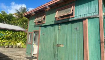 563  Kaupakalua Rd 5 Corners, Haiku home - photo 6 of 19