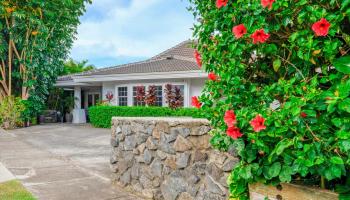 571  Alu Rd Wailuku Heights, Wailuku home - photo 3 of 50