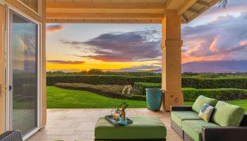 573  Halelea St Hokulani Golf Villas, Kihei home - photo 3 of 29