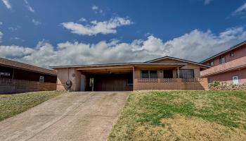 588  Pohaku St , Kahului home - photo 2 of 31