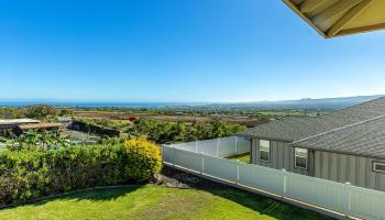 62  Moolu St Waiolani Mauka, Wailuku home - photo 4 of 44