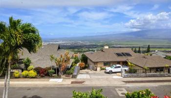 632  Maalahi St Wailuku Heights, Wailuku home - photo 3 of 28