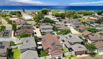 637  Hoe Kawele Ln , Lahaina home - photo 3 of 45