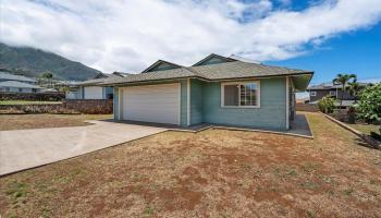 64  Keapua St , Wailuku home - photo 3 of 22