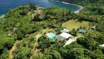 655  Kulike Rd , Haiku home - photo 4 of 30