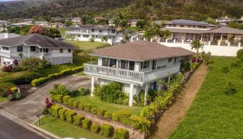 656  Alu Rd Wailuku Heights, Wailuku home - photo 2 of 50