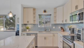 66  Laumakani Loop Kihei, Kihei home - photo 6 of 48