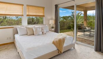 68  Awaiku St Launiupoko, Lahaina home - photo 5 of 34