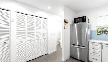 White Sea Terrace condo # 5, Kihei, Hawaii - photo 4 of 38