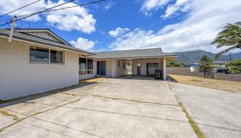 685  Holua Dr Kahului Town Development, Kahului home - photo 2 of 24