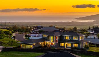 7  Lilinoe Pl Kualono, Pukalani home - photo 2 of 50