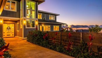 7  Lilinoe Pl Kualono, Pukalani home - photo 3 of 50