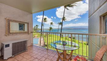 Maalaea Kai condo # 303, Wailuku, Hawaii - photo 1 of 26