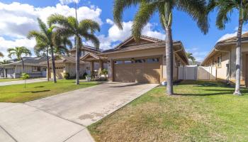 70  Hoku Puhipaka St Maui Lani, Kahului home - photo 4 of 36