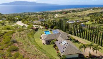 70  Iliahi Way Launiupoko, Lahaina home - photo 4 of 30