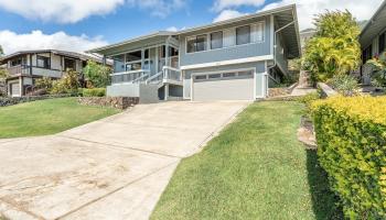 700  Alu Rd , Wailuku home - photo 2 of 42