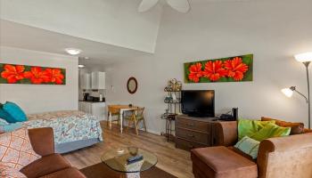 Kihei Bay Surf condo # D- 242, Kihei, Hawaii - photo 4 of 32
