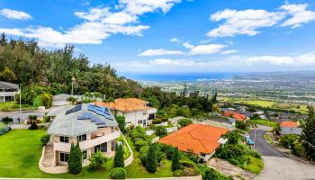 715  Uluhea Way Wailuku Heights, Wailuku home - photo 4 of 50