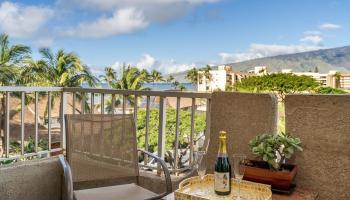 Nani Kai Hale condo # 502, Kihei, Hawaii - photo 4 of 35