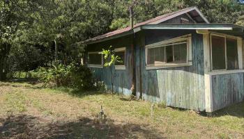 7308  Kamehameha V Hwy Ualapue, Molokai home - photo 5 of 18