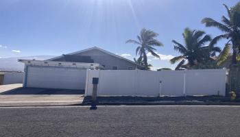 743  Paloma St Waiehu Terrace, Wailuku home - photo 2 of 16