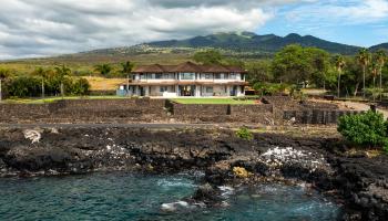 7595  Makena Rd , Wailea/Makena home - photo 2 of 39