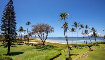 Menehune Shores condo # 325, Kihei, Hawaii - photo 1 of 27