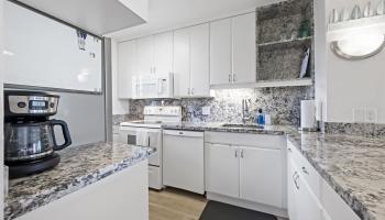 Menehune Shores condo # 326, Kihei, Hawaii - photo 4 of 40