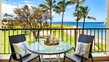 Menehune Shores condo # 421, Kihei, Hawaii - photo 5 of 38