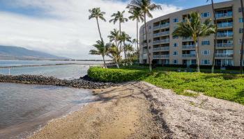 Menehune Shores condo # 603, Kihei, Hawaii - photo 3 of 27