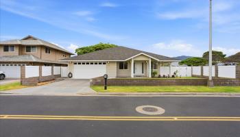 77  Kealohilani St Maui Lani, Kahului home - photo 4 of 40