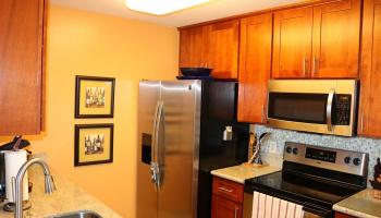 Kahului Ikena condo # 432, Kahului, Hawaii - photo 6 of 13