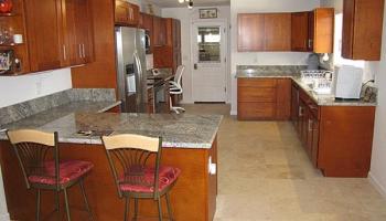 800  Hoomau St Waiehu Terrace, Wailuku home - photo 3 of 30