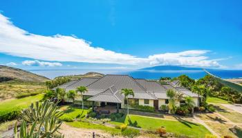 81  Iliahi Way Launiupoko, Lahaina home - photo 2 of 50