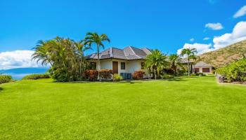 81  Iliahi Way Launiupoko, Lahaina home - photo 3 of 50