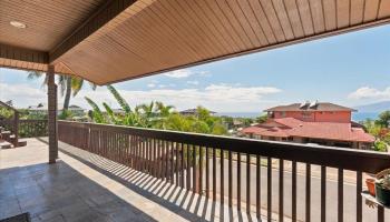 824  Hopoe St Lahainaluna, Lahaina home - photo 2 of 46