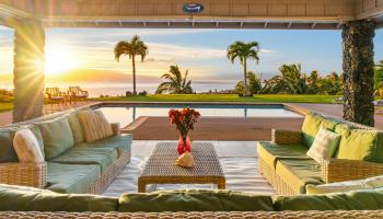 83  Lau Niu Way , Lahaina home - photo 3 of 50